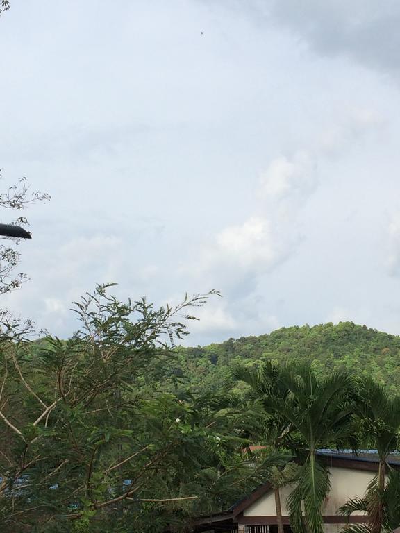 Appartamento Am House Klong Muang Beach Esterno foto