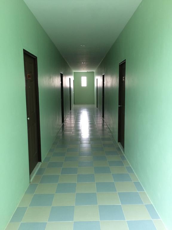 Appartamento Am House Klong Muang Beach Esterno foto