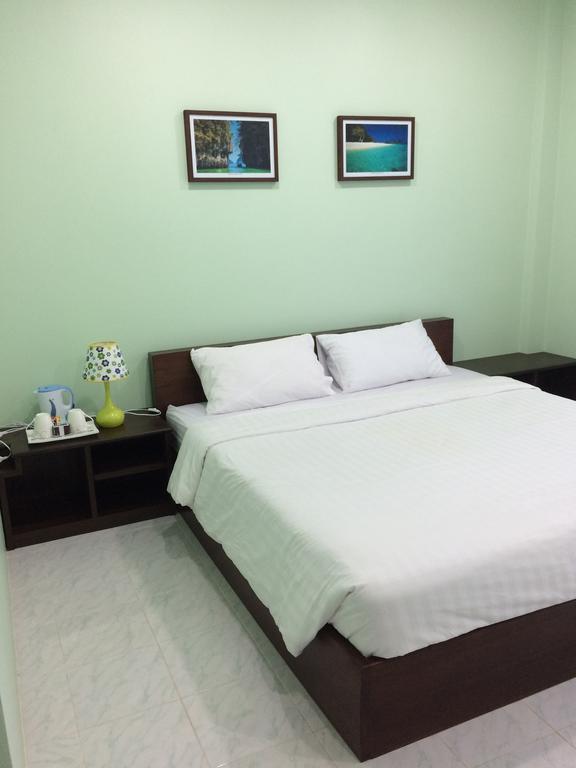 Appartamento Am House Klong Muang Beach Esterno foto